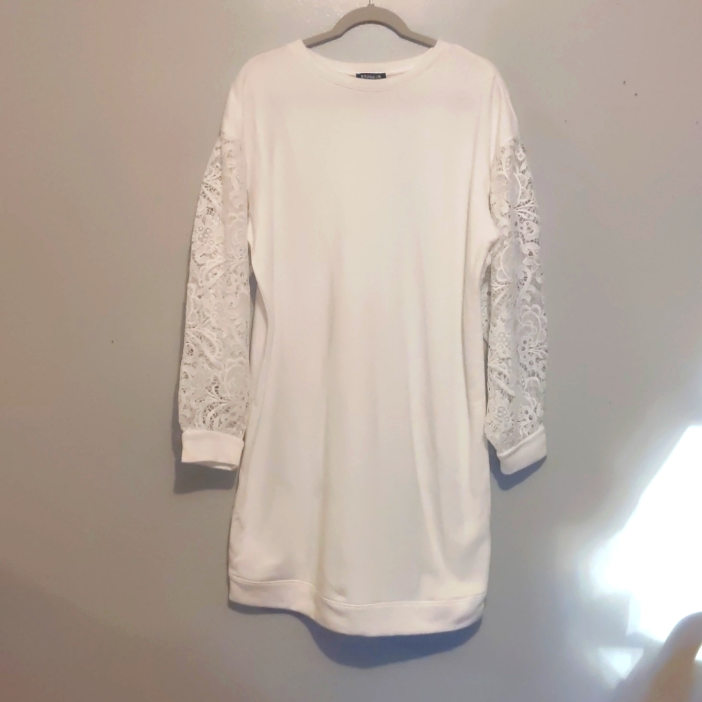 Express Dress White L Crochet lace puffed Sleeves